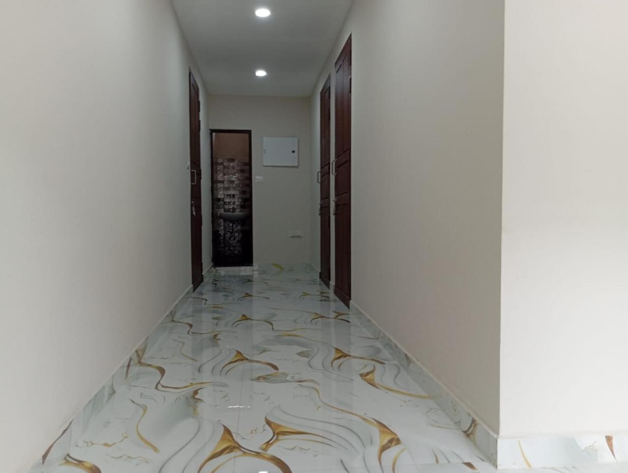 Kochi The Bunkhouse Lodge & Hostel מראה חיצוני תמונה